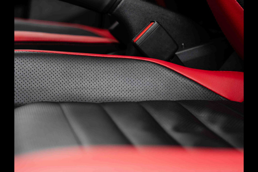 Volkswagen Polo GTI Edition 25 2.0TSI DSG | Leder | Beats | Camera