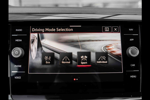 Volkswagen Polo GTI Edition 25 2.0TSI DSG | Leder | Beats | Camera