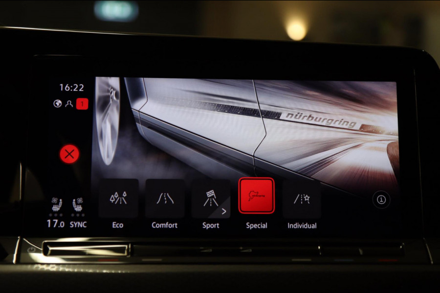 Volkswagen Golf 2.0 TSI GTI CLUBSPORT /PANO/NURBURGRING/H-K/IQ-LIGHT/MEMORY/VOLL