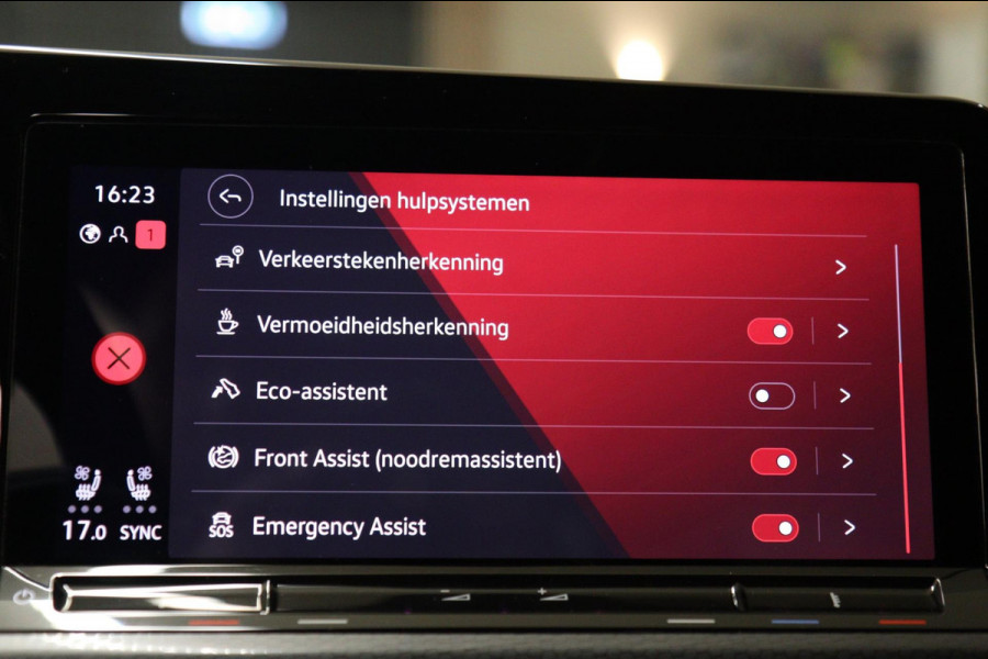 Volkswagen Golf 2.0 TSI GTI CLUBSPORT /PANO/NURBURGRING/H-K/IQ-LIGHT/MEMORY/VOLL