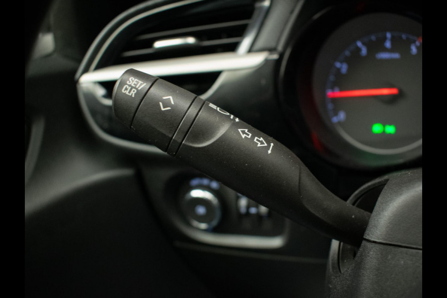 Opel Corsa 1.2 Edition Sport (APPLE CARPLAY,NAVI,LANE ASSIST,PDC,LED,CRUISE,SPORTSTOELEN,NETTE STAAT)