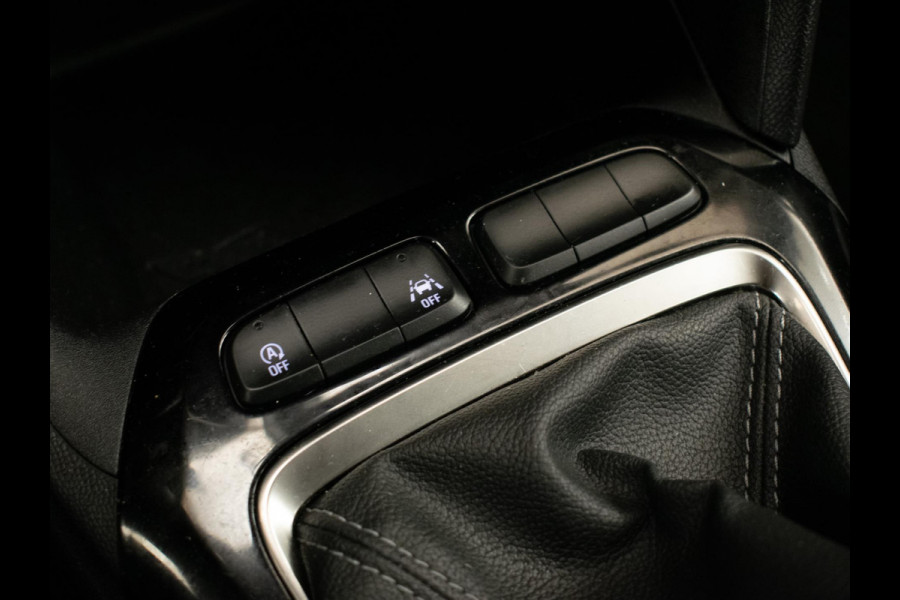 Opel Corsa 1.2 Edition Sport (APPLE CARPLAY,NAVI,LANE ASSIST,PDC,LED,CRUISE,SPORTSTOELEN,NETTE STAAT)