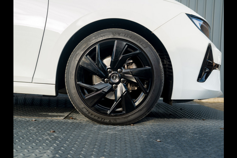 Opel Astra 1.2 130Pk GS Line | Keyless | 360 Camera | Stoel & Stuur verw. | Prijs Rijklaar!!