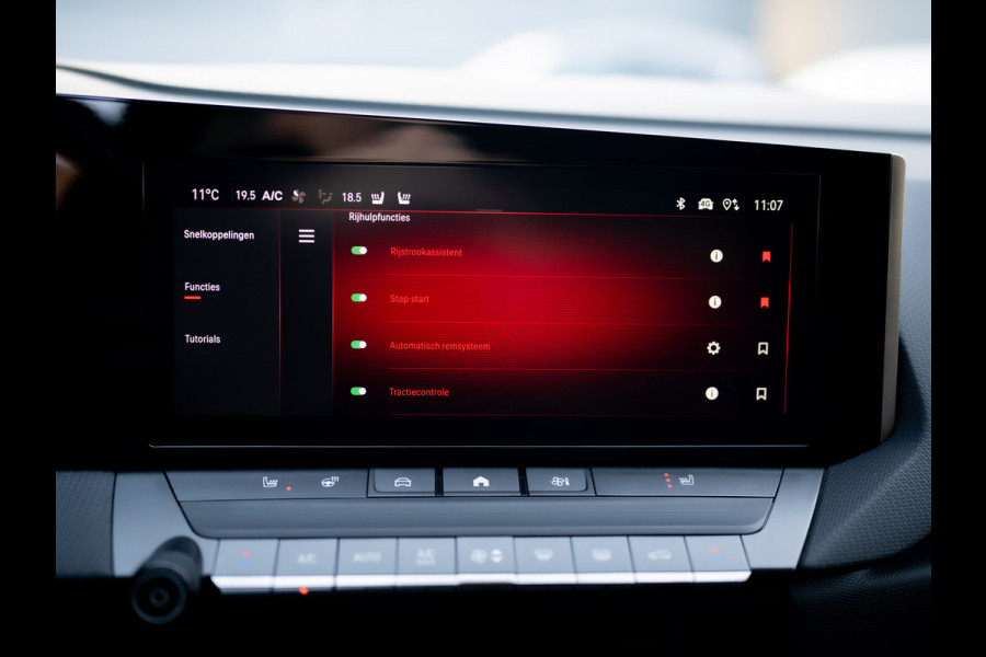 Opel Astra 1.2 130Pk GS Line | Keyless | 360 Camera | Stoel & Stuur verw. | Prijs Rijklaar!!