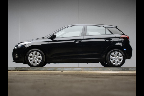 Hyundai i20 1.0 T-GDI Comfort Sport (APPLE CARPLAY,NAVI,CAMERA,CRUISE,PDC,LANE ASSIST,ELEKTRISCH PAKKET,SPORTSTOELEN,NETTE STAAT)