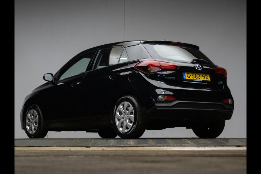 Hyundai i20 1.0 T-GDI Comfort Sport (APPLE CARPLAY,NAVI,CAMERA,CRUISE,PDC,LANE ASSIST,ELEKTRISCH PAKKET,SPORTSTOELEN,NETTE STAAT)