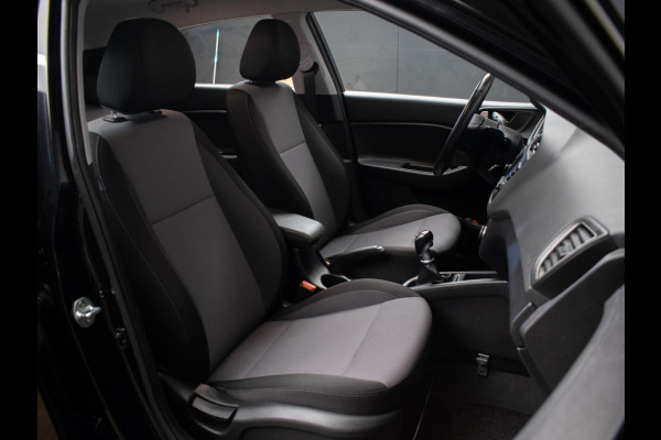Hyundai i20 1.0 T-GDI Comfort Sport (APPLE CARPLAY,NAVI,CAMERA,CRUISE,PDC,LANE ASSIST,ELEKTRISCH PAKKET,SPORTSTOELEN,NETTE STAAT)