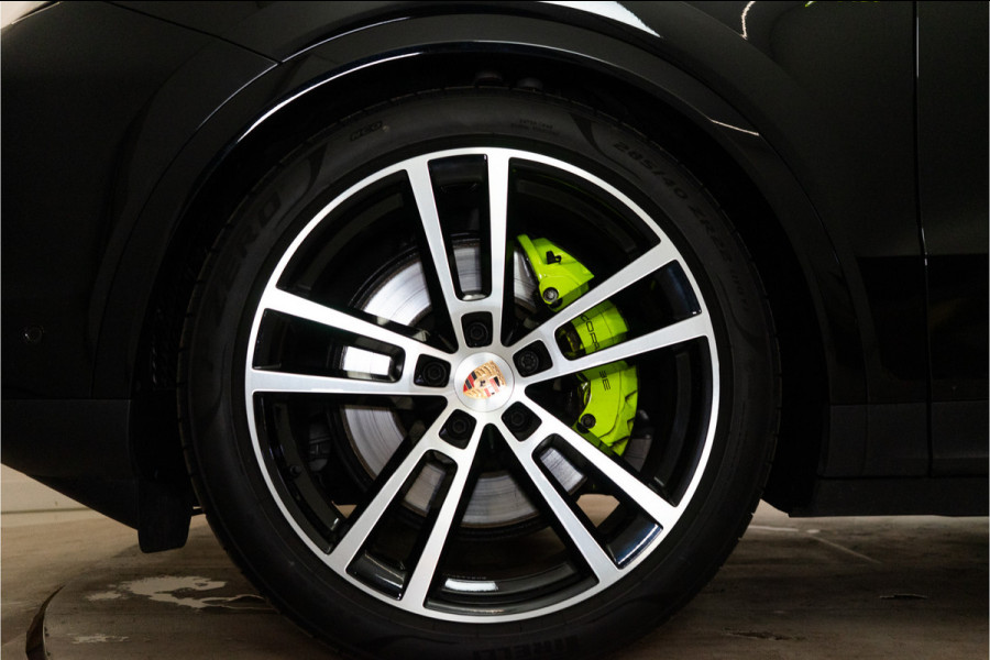 Porsche Cayenne Coupé 3.0 E-Hybrid 462PK | InnoDrive | Bose | Bicolor | Sportchrono | VOL! Fabrieksgarantie