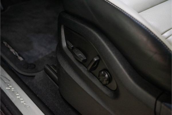 Porsche Cayenne Coupé 3.0 E-Hybrid 462PK | InnoDrive | Bose | Bicolor | Sportchrono | VOL! Fabrieksgarantie