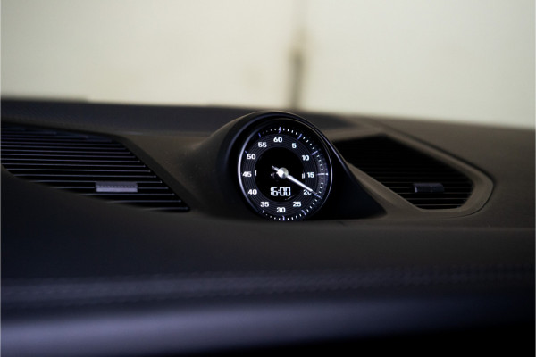 Porsche Cayenne Coupé 3.0 E-Hybrid 462PK | InnoDrive | Bose | Bicolor | Sportchrono | VOL! Fabrieksgarantie