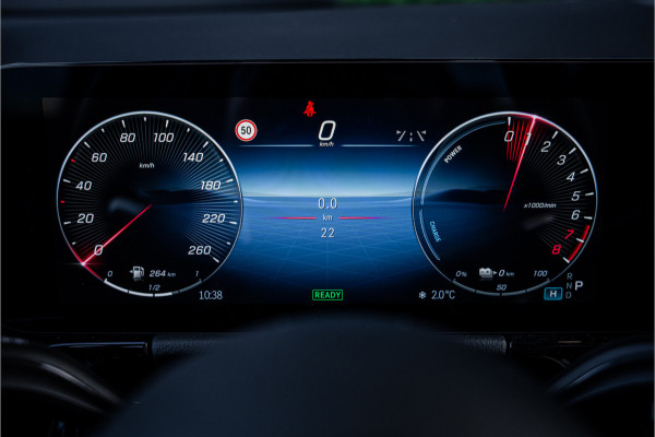 Mercedes-Benz GLA GLA250 e Business Solution AMG - Keyless | Stoelverwarming | ACC | Carbon | Standkachel