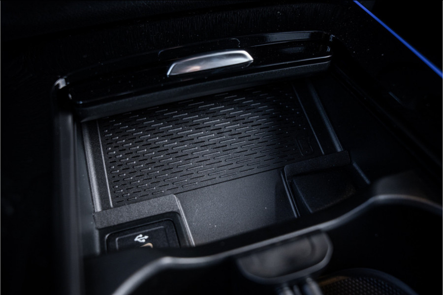 Mercedes-Benz GLA GLA250 e Business Solution AMG - Keyless | Stoelverwarming | ACC | Carbon | Standkachel