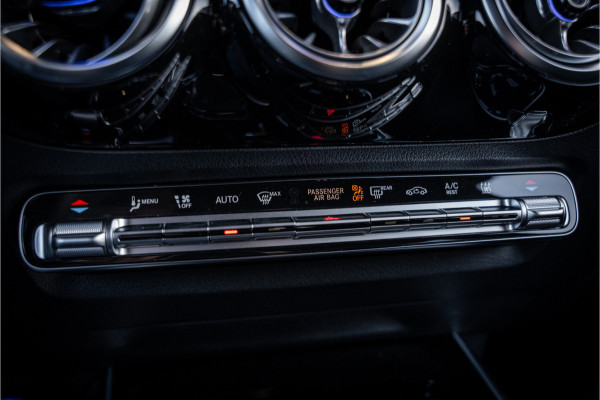 Mercedes-Benz GLA GLA250 e Business Solution AMG - Keyless | Stoelverwarming | ACC | Carbon | Standkachel