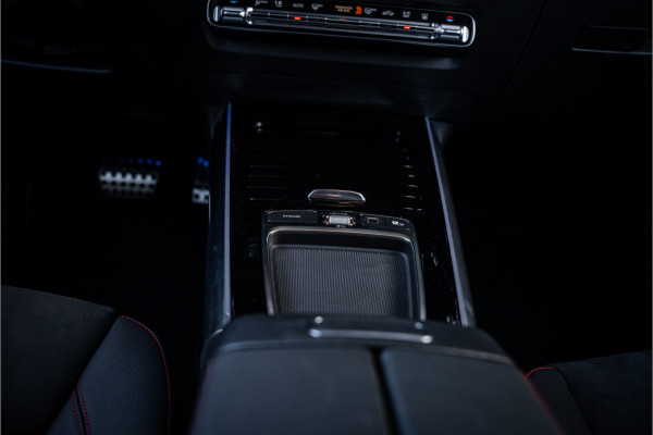 Mercedes-Benz GLA GLA250 e Business Solution AMG - Keyless | Stoelverwarming | ACC | Carbon | Standkachel