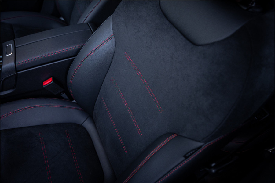Mercedes-Benz GLA GLA250 e Business Solution AMG - Keyless | Stoelverwarming | ACC | Carbon | Standkachel