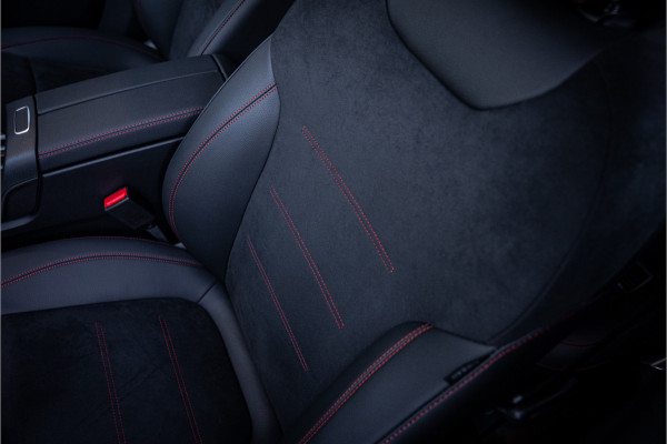 Mercedes-Benz GLA GLA250 e Business Solution AMG - Keyless | Stoelverwarming | ACC | Carbon | Standkachel