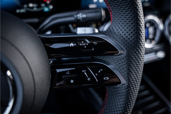 Mercedes-Benz GLA GLA250 e Business Solution AMG - Keyless | Stoelverwarming | ACC | Carbon | Standkachel