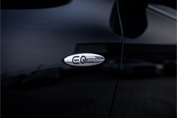 Mercedes-Benz GLA GLA250 e Business Solution AMG - Keyless | Stoelverwarming | ACC | Carbon | Standkachel