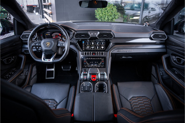 Lamborghini Urus 4.0 V8 - Panorama | B&O Adv. | 23 Inch | Carbon
