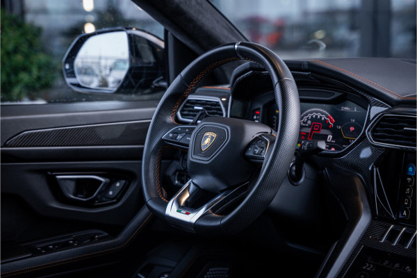 Lamborghini Urus 4.0 V8 - Panorama | B&O Adv. | 23 Inch | Carbon