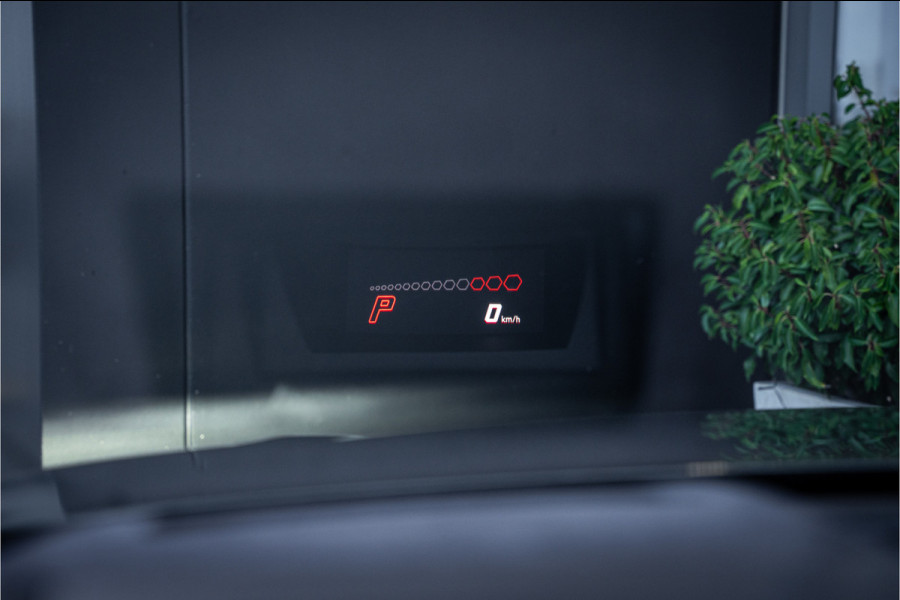 Lamborghini Urus 4.0 V8 - Panorama | B&O Adv. | 23 Inch | Carbon