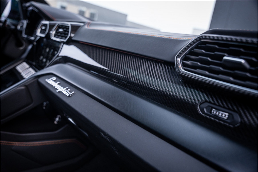 Lamborghini Urus 4.0 V8 - Panorama | B&O Adv. | 23 Inch | Carbon
