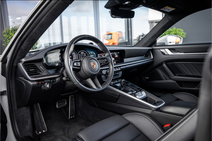 Porsche 911 992 3.8 Turbo - Sport Chrono Plus | Kreide Grijs | Panorama | Bose | Lift