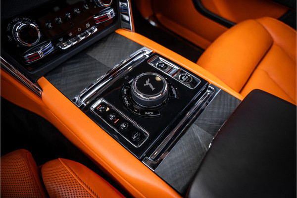 Rolls-Royce Cullinan 6.75 V12 - Panorama | Bespoke Audio | Massage | HUD | 360c