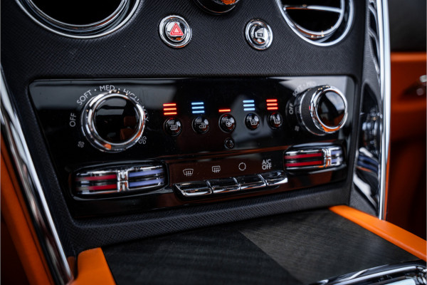 Rolls-Royce Cullinan 6.75 V12 - Panorama | Bespoke Audio | Massage | HUD | 360c