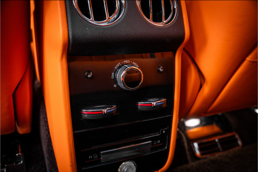 Rolls-Royce Cullinan 6.75 V12 - Panorama | Bespoke Audio | Massage | HUD | 360c