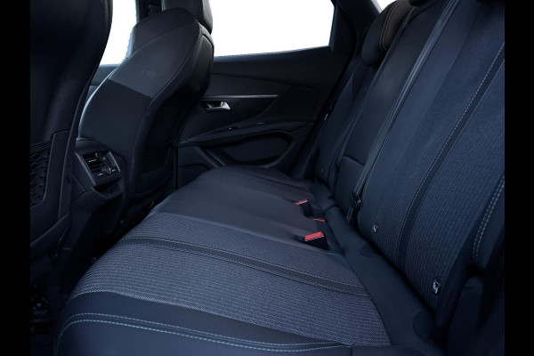Peugeot 3008 1.2 PureTech Allure Aut. Trekhaak | Camera | LED | Half Leder| Apple Carplay & Android Auto |