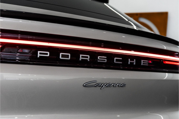 Porsche Cayenne Coupé 3.0 E-Hybrid 462PK | Cashmere | Pano | Bose | Lucht | Trekhaak | Chrono | VOL! Fabrieksgarantie