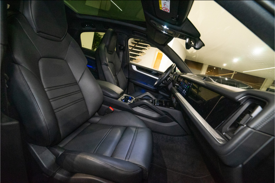 Porsche Cayenne Coupé 3.0 E-Hybrid 462PK | Cashmere | Pano | Bose | Lucht | Trekhaak | Chrono | VOL! Fabrieksgarantie