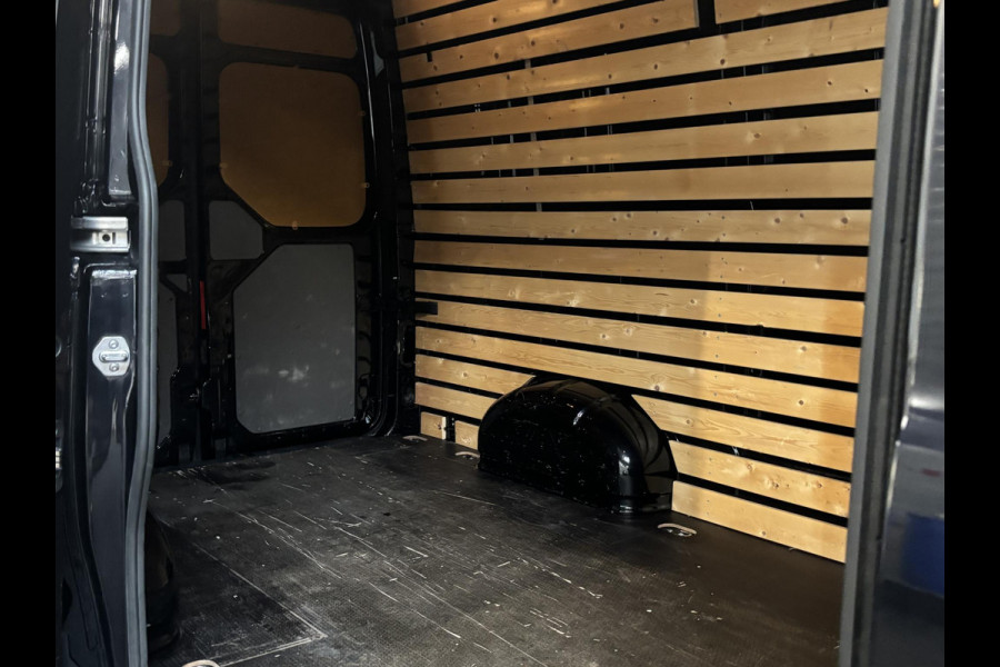 Volkswagen Crafter 30 2.0 TDI L3H3 Highline Airco|App Navi|Cruise Control|Camera|MF Stuurwiel