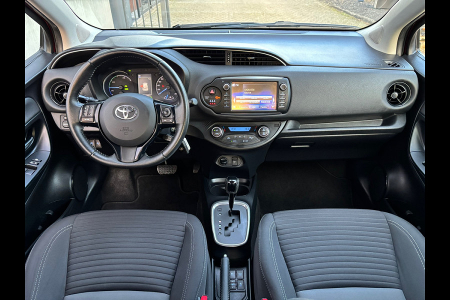 Toyota Yaris 1.5 Hybrid Design Sport / Camera / Stoelverwarming