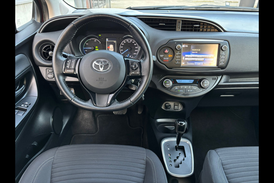 Toyota Yaris 1.5 Hybrid Design Sport / Camera / Stoelverwarming