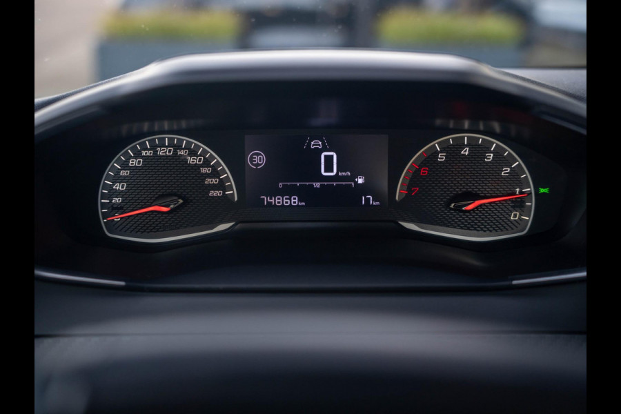 Peugeot 208 1.2 Active / Carplay / Cruise control / DAB