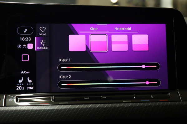 Volkswagen Golf 2.0 TSI 3XR-LINE/PANO/IQ-LGHIT/CARPLAY/STOELVER/CAM/VOL