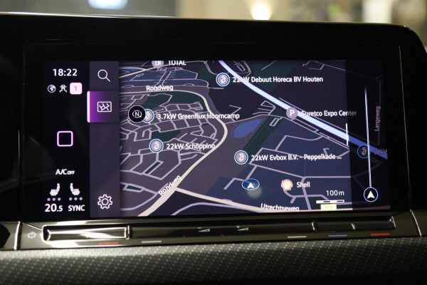 Volkswagen Golf 2.0 TSI 3XR-LINE/PANO/IQ-LGHIT/CARPLAY/STOELVER/CAM/VOL