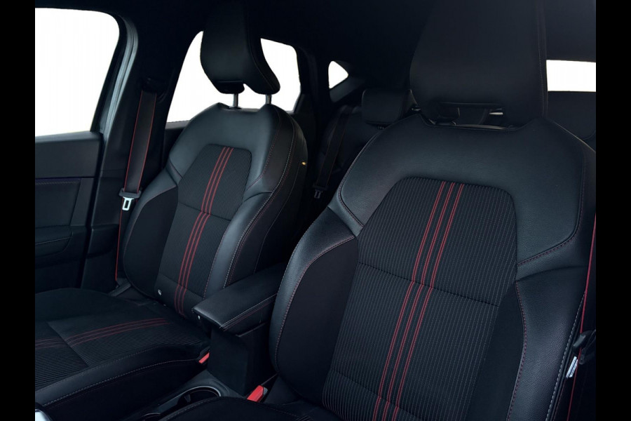Renault Captur 1.3 TCe 140pk R.S. Line | Trekhaak | Camera | Virtual Cockpit | Sportstoelen | CarPlay