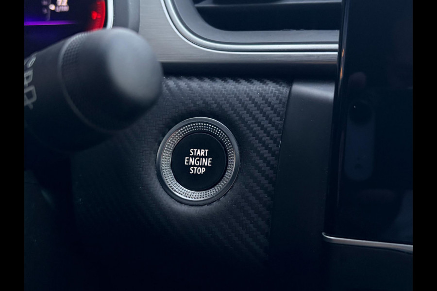 Renault Captur 1.3 TCe 140pk R.S. Line | Trekhaak | Camera | Virtual Cockpit | Sportstoelen | CarPlay