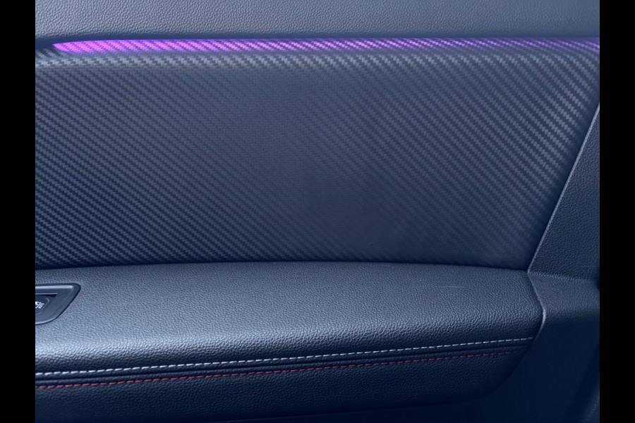 Renault Captur 1.3 TCe 140pk R.S. Line | Trekhaak | Camera | Virtual Cockpit | Sportstoelen | CarPlay