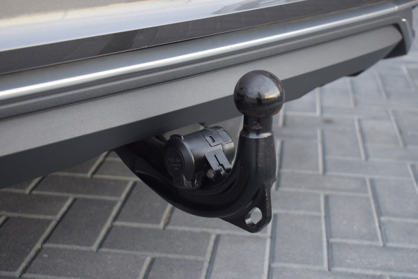 Audi Q8 55 TFSI e Quattro | Luchtvering | Trekhaak | B&O | Leer | 360 camera