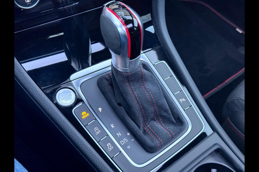 Volkswagen Golf 2.0 TSI GTI TCR Pano/Dynaudio/Keyless/Camera