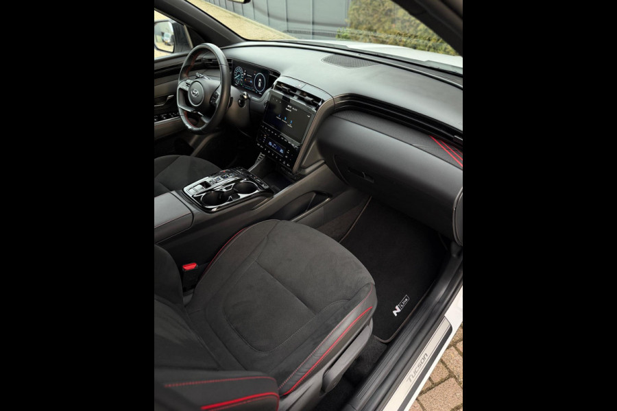 Hyundai Tucson 1.6 T-GDI HEV N Line Camera CarPlay 230pk