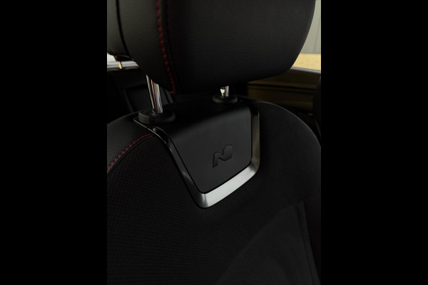 Hyundai Tucson 1.6 T-GDI HEV N Line Camera CarPlay 230pk