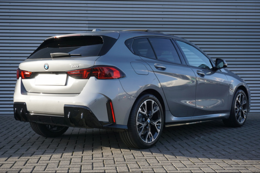BMW 1-serie 120 M Sport Design Ed. NIEUWE AUTO | NED. AUTO | PANODAK