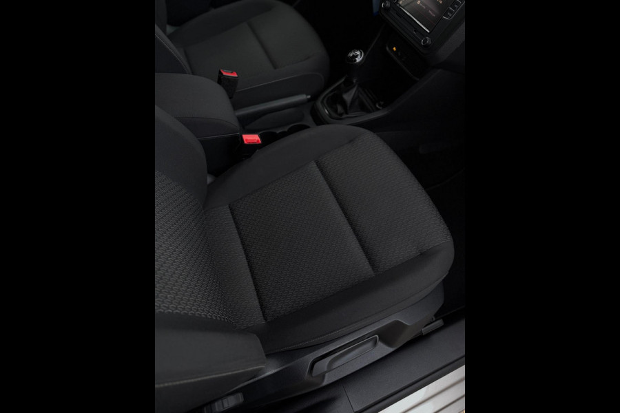 Volkswagen Caddy Combi 1.0 TSI Comfortline CarPlay Trekhaak