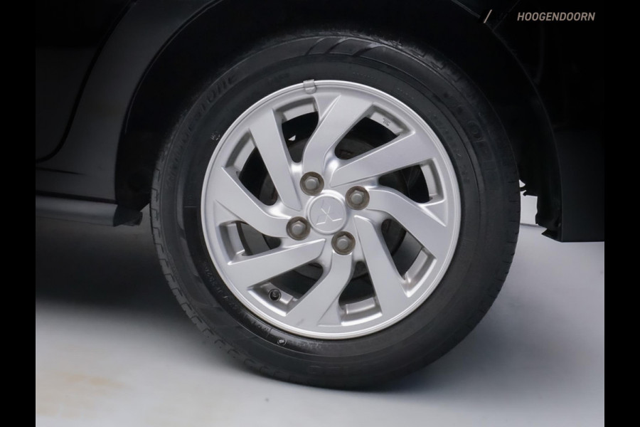 Mitsubishi Space Star 1.2 Active Sport (AIRCO,COMFORT-STOELEN,ELEK.RAMEN,DAB-RADIO,NAVIGATIE,LM-VELGEN,CRUISE,NIEUWE APK)