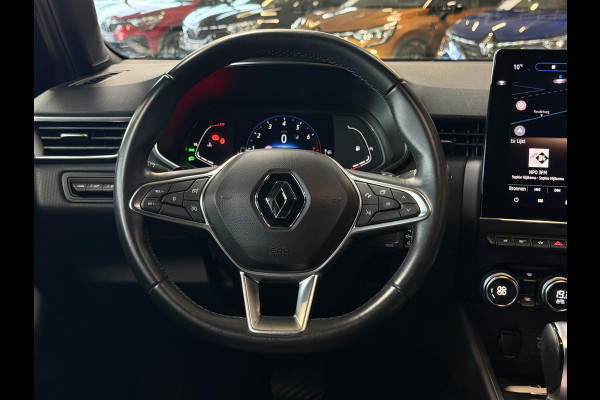 Renault Clio 1.3 TCe 130pk Aut | intens | Groot Navi | 17" | Stoelverwarming | Carplay | Cruise Control | 100% Dealer onderhouden!